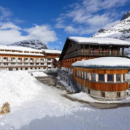 Village De 3*