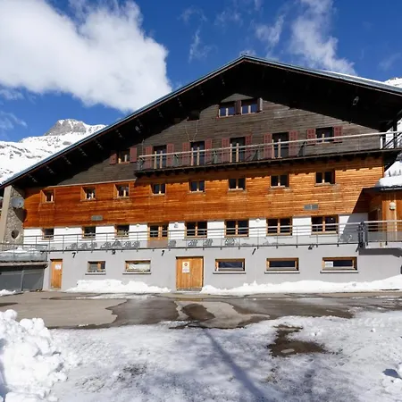 Village De Szálloda Val-dʼIsère