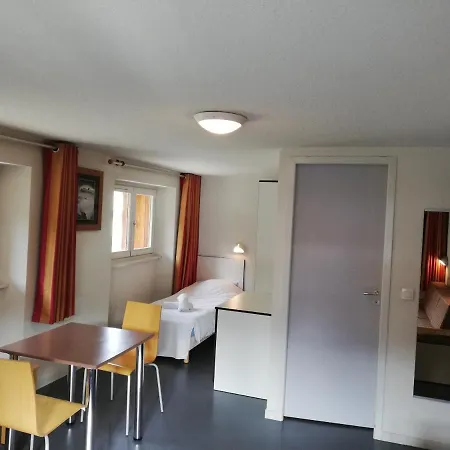 Village De Szálloda 3*
