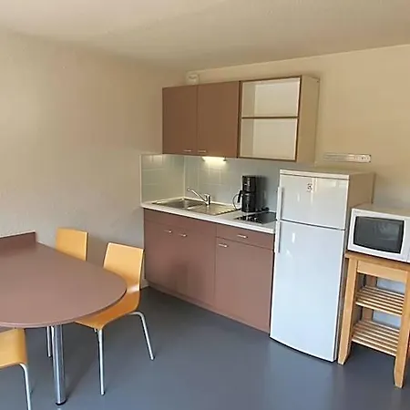 Hotel Village De 3*